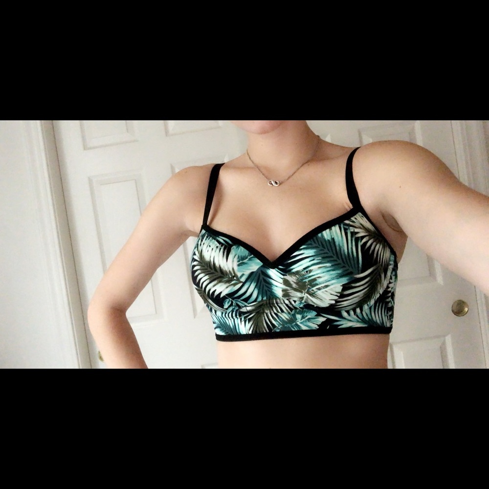 Victoria Secret Sports Bra